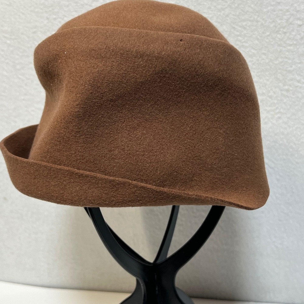 Flu's Ear Italy Brown 100% Wool Felt Cloche Hat Crystal Starburst Brooch Accent - Picture 7 of 8